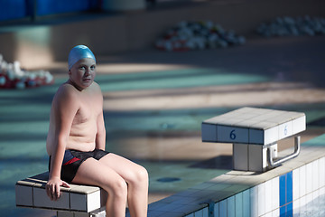 Image showing child portrait on swimming pool