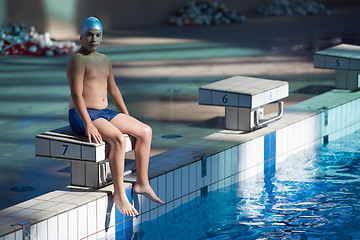 Image showing child portrait on swimming pool