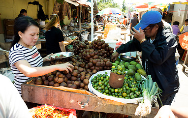 Image showing Traditional Marketplace with local fruit in Tomohon City