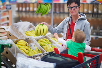 Image showing mother with baby in shopping