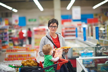 Image showing mother with baby in shopping