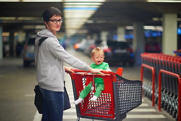 Image showing mother with baby in shopping