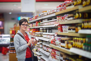 Image showing woman in supermarket
