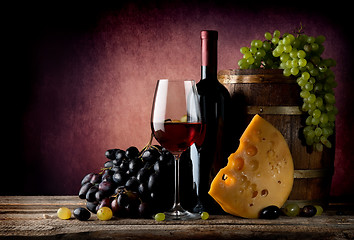 Image showing Wine with maasdam