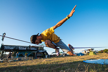 Image showing Andre antunes Slackline performance