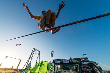 Image showing Andre antunes Slackline performance