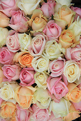 Image showing Pastel roses in a wedding arrangement