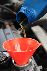 Image showing Oil refill