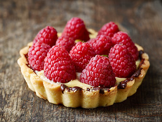 Image showing tart with raspberries