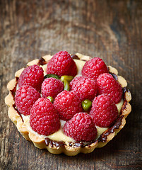 Image showing tart with raspberries