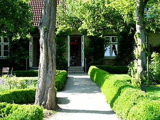 Image showing garden +  house