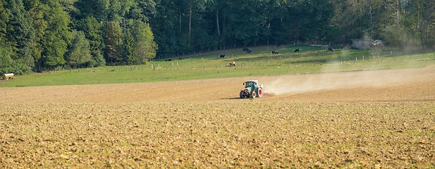 Image showing field and tractor