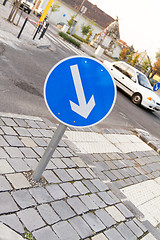 Image showing Right arrow sign