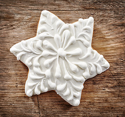 Image showing Star shaped gingerbread cookie