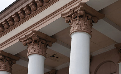 Image showing building colons  