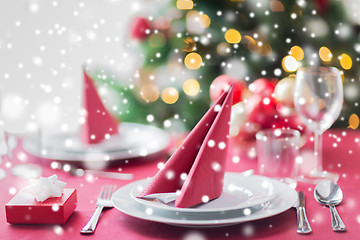 Image showing room with christmas tree and decorated table