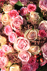 Image showing Pastel roses wedding arrangement