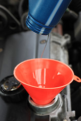 Image showing Oil refill