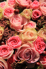 Image showing Pastel roses wedding arrangement