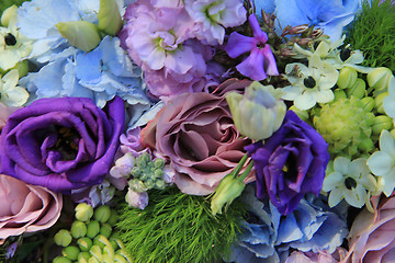 Image showing Blue and purple wedding arrangement