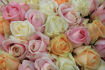 Image showing Pastel roses in a wedding arrangement