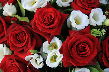 Image showing White and red wedding arrangement