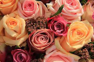 Image showing Pastel roses wedding arrangement