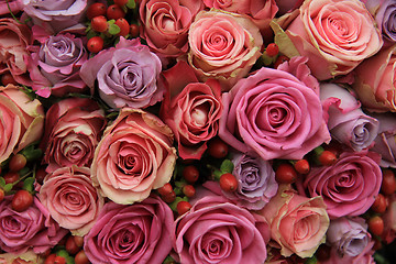 Image showing Pastel roses wedding arrangement