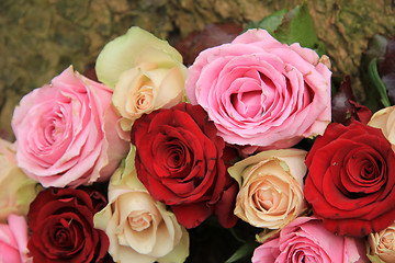 Image showing Wedding flowers in pink and red