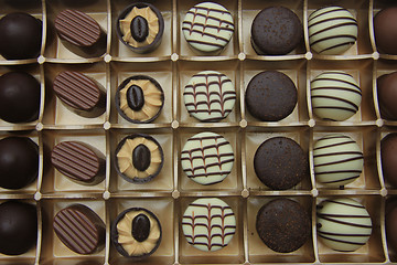 Image showing Chocolate candies in a box