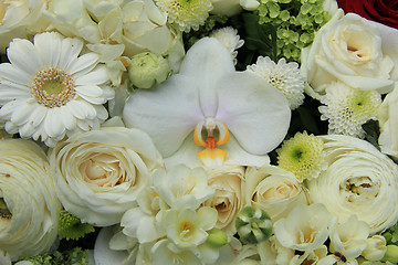 Image showing Mixed white wedding flowers
