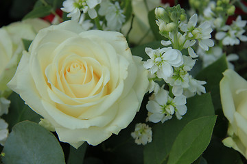 Image showing White wedding flowers