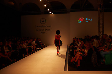 Image showing Fashion show