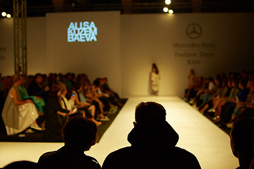 Image showing Fashion show