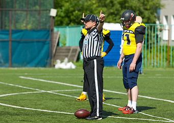 Image showing Referee gesture