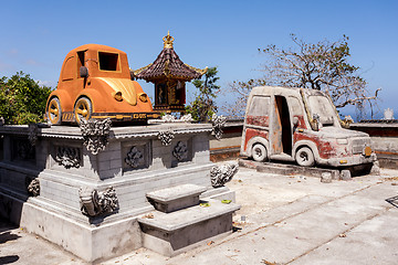 Image showing Famous Hindu Car Temple, Nusa Penida, Bali