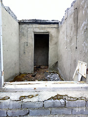 Image showing room in the building without a roof