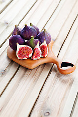 Image showing fresh figs