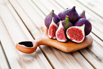 Image showing fresh figs