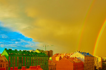 Image showing Double rainbow over the city