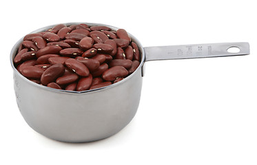 Image showing Red kidney beans in a measuring cup