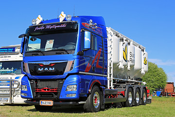 Image showing MAN TGX 35.480 Truck for Bulk Transport 