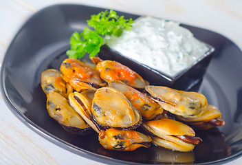 Image showing mussels with sauce
