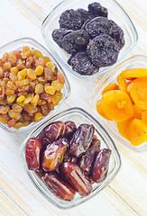 Image showing dried apricots, raisins and dates
