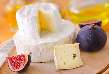 Image showing cheese and fig