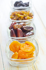 Image showing dried apricots, raisins and dates