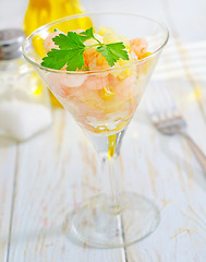 Image showing fresh salad with sweet corn and shrimps