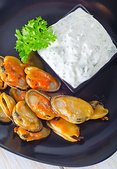 Image showing mussels with sauce