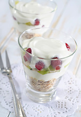 Image showing oat flakes with yogurt