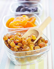 Image showing dried apricots, raisins and dates